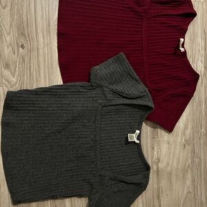 Crop Rib Knit Top - Charcoal and Burgundy